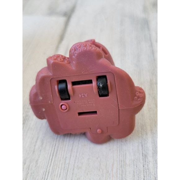 McDonald's 2009 octopus man villain Fox A24 toy figure - Picture 5 of 5